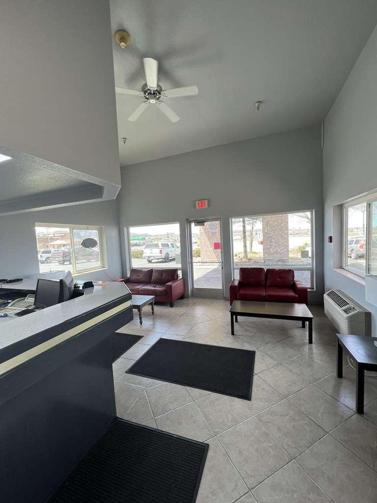 Surestay Hotel By Best Western Wells Interior photo