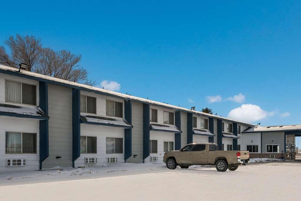 Surestay Hotel By Best Western Wells Exterior photo