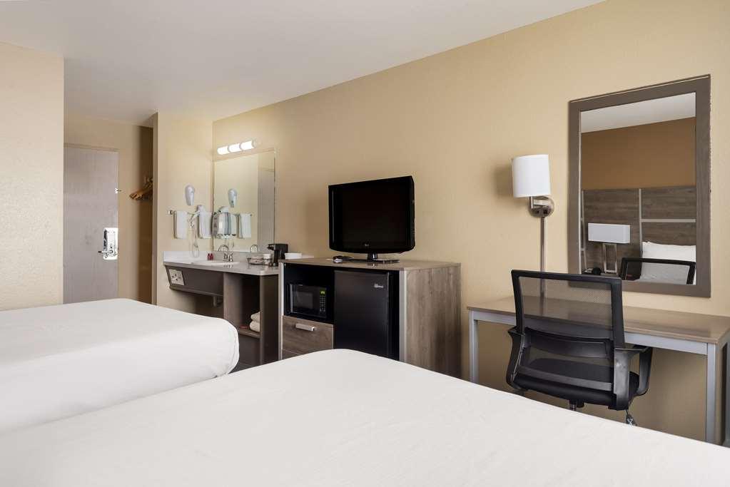 Surestay Hotel By Best Western Wells Room photo